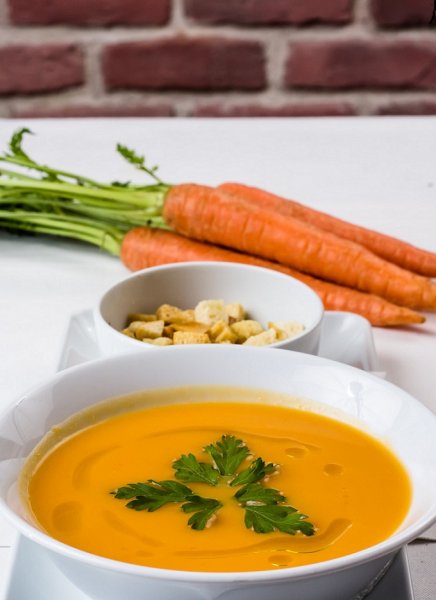 Karottensuppe mit dem Thermomix - Rezept | Kochrezepte.at